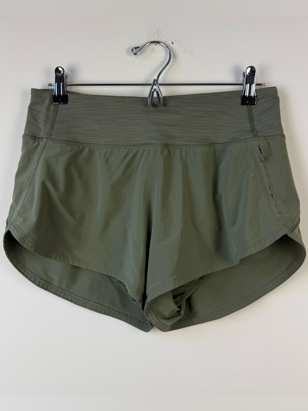 Outdoor Voices Hudson 2.5” Shorts Green Athletic Running